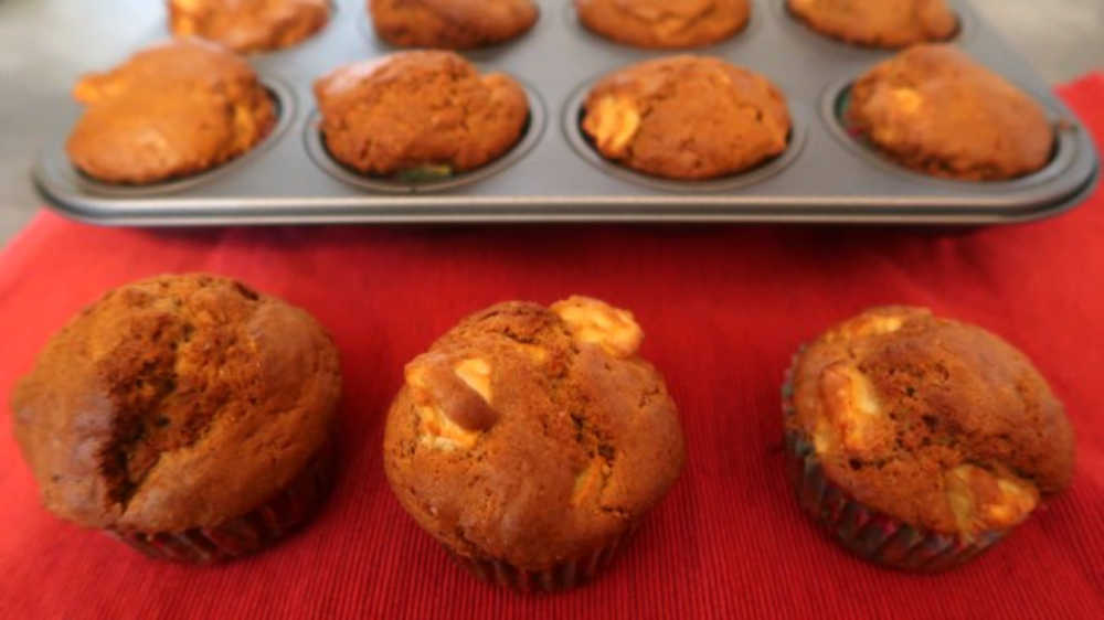 Freshly baked easy apple muffins recipe